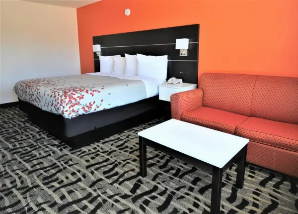 Travel Inn Eutaw Main image